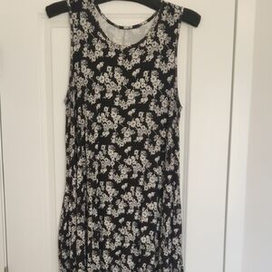 Floral Black and White Sleeveless Dress